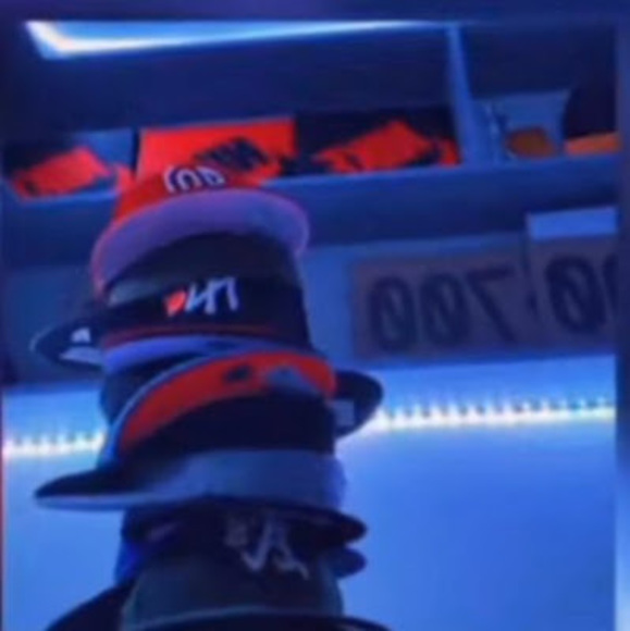 Meet your Posher, King - Picture 1 of 1